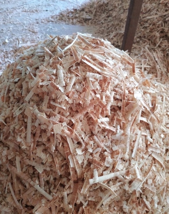 Продам опилки (стружку), 250руб мешок.
+79493758197,