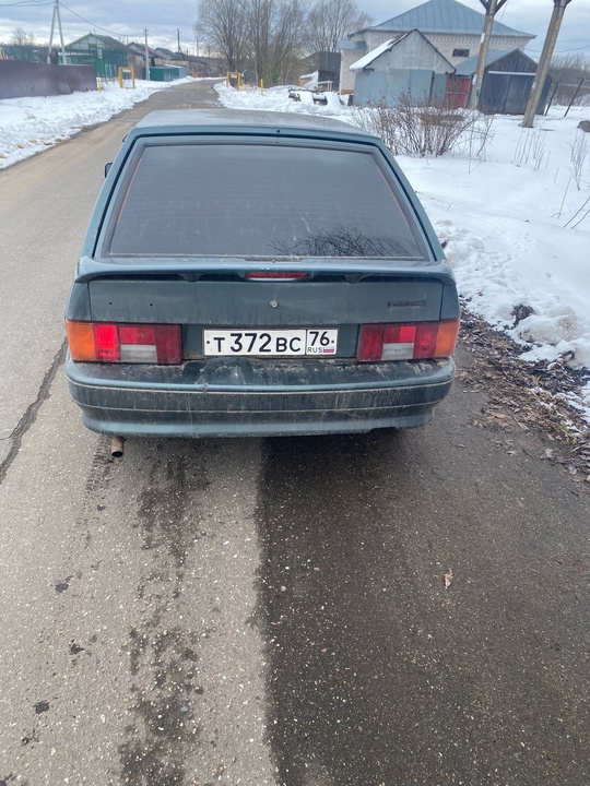 Продам 2008год дно пороги в (2)