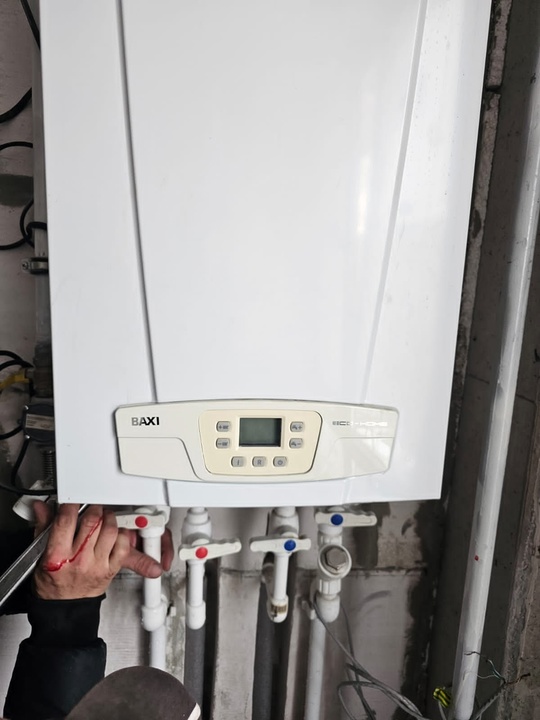 Продам котёл 2х контурный. Газовый.
Без (2)