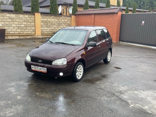 Продам Ладу Калину 2012 года (1)