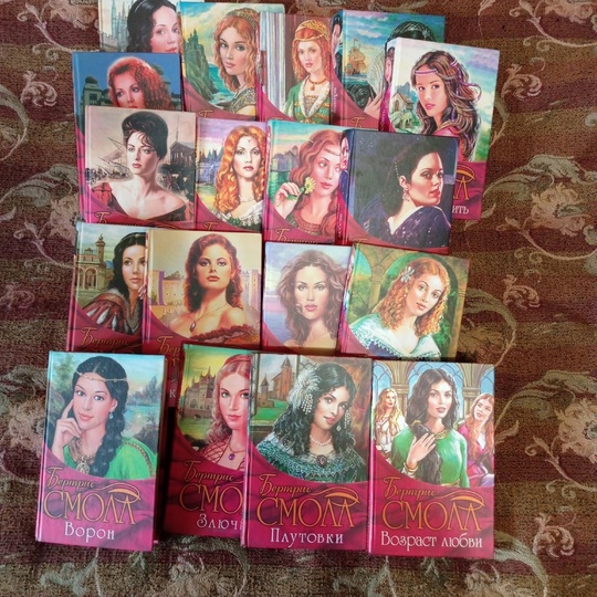 Продам домашнюю библиотеку, книги в (6)