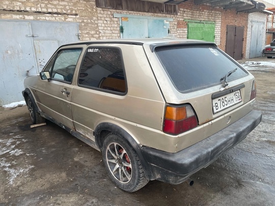 Продам машину,взял для выезда на (3)