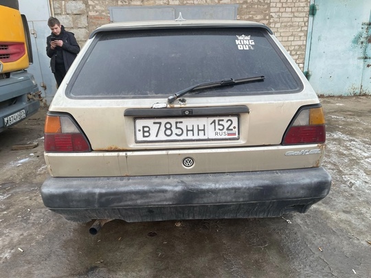 Продам машину,взял для выезда на (6)