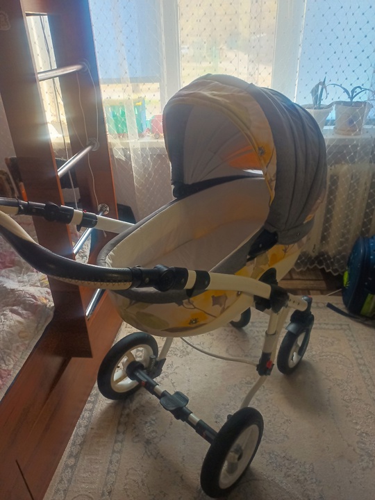 Продам коляску Adamex Aspena 2в1.