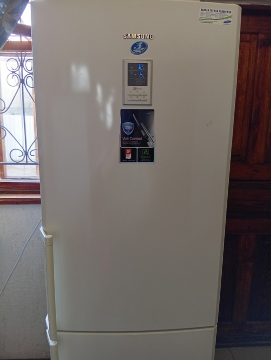 Продам холодильник Samsung no frost