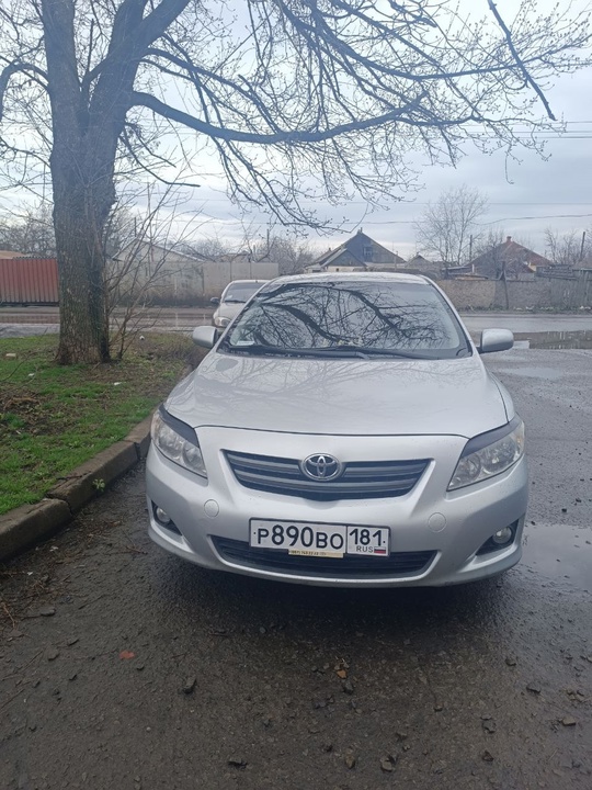 Продам личный семейный автомобиль Тойота (2)