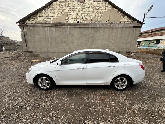Продам Geely Emgrand 1.8 CVT (3)