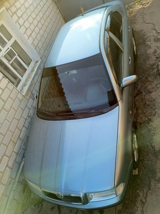 Продам машину Skoda Octavia Tour