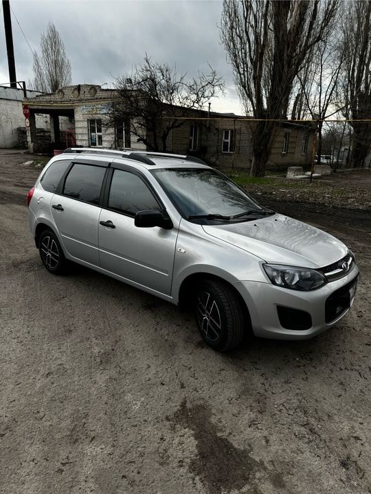 Lada Kalina 2 в прекрасном (2)