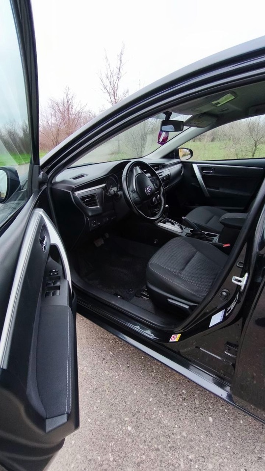 Продам автомобиль Toyota Corolla! 
 (8)