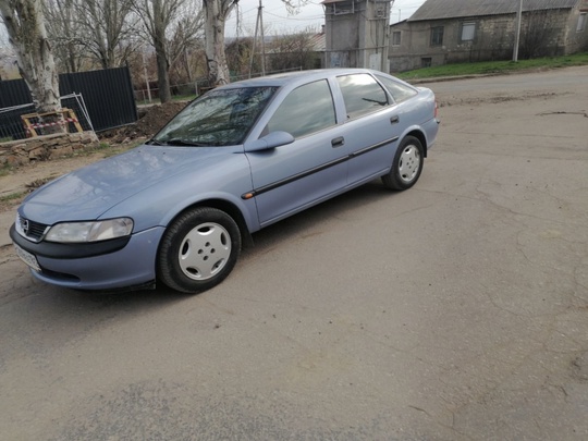 Продается Opel Vectra 1997г, Двигатель