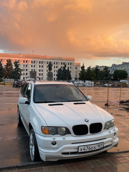 BMW X5 E53 3.0i 2003г.
Цена: (2)