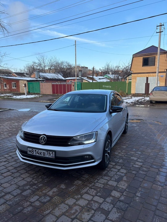 Volkswagen Jettа 1.4турбо на 6ст (1)