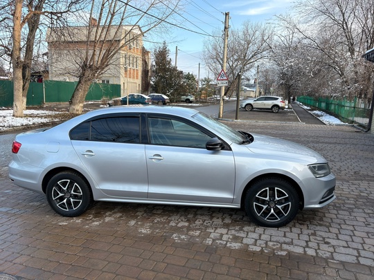 Volkswagen Jettа 1.4турбо на 6ст (3)