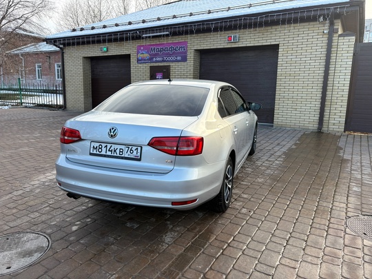 Volkswagen Jettа 1.4турбо на 6ст (5)