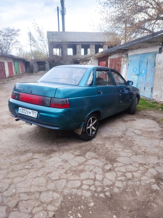 Продам Ваз 2110, мотор 1,5 (4)