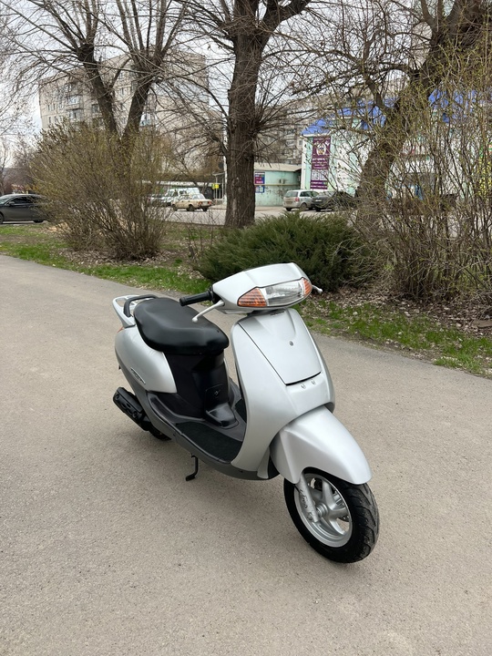 Продам Honda lead 48 с