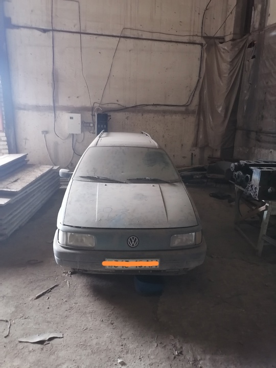 Продам под разборку VOLKSWAGEN PASSAT (1)