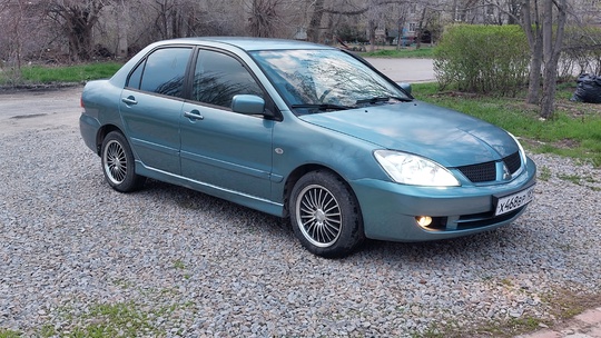Мицубиси ланцер9 2006г, бензин 1,6л, (1)