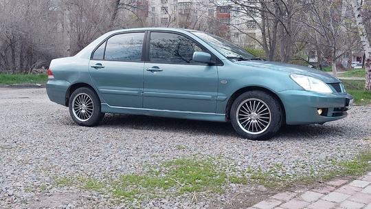 Мицубиси ланцер9 2006г, бензин 1,6л, (3)