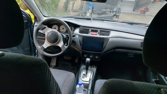 Мицубиси ланцер9 2006г, бензин 1,6л, (6)