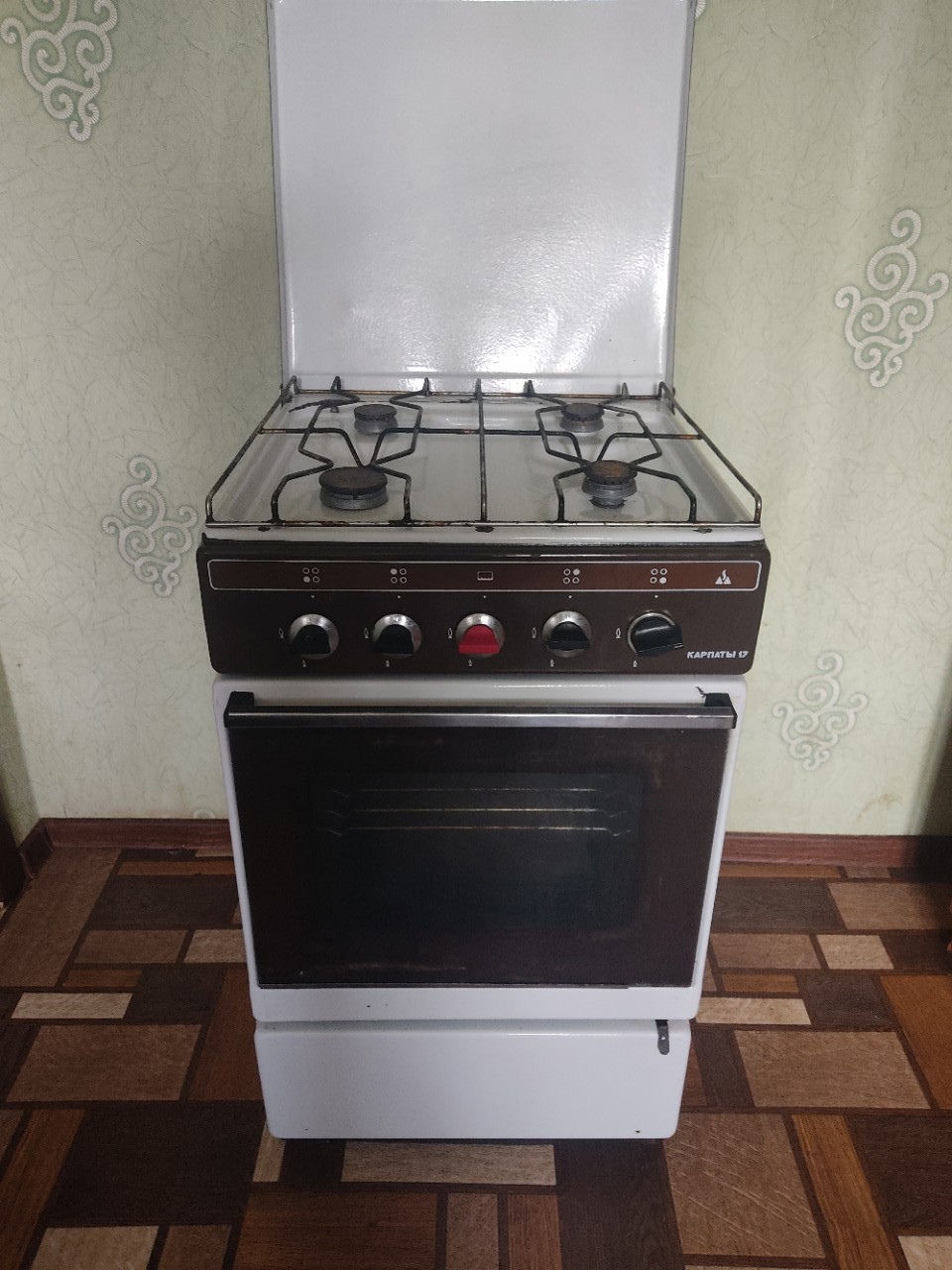 Плита газовая в отличном рабочем