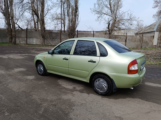 Продам ВАЗ Калина очень в (2)