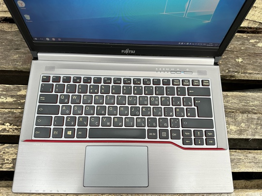 Ноутбук Fujitsu Японская фирма, состояние (2)