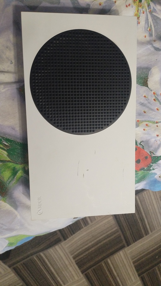 Xbox series s
512гб
Работает отлично, не