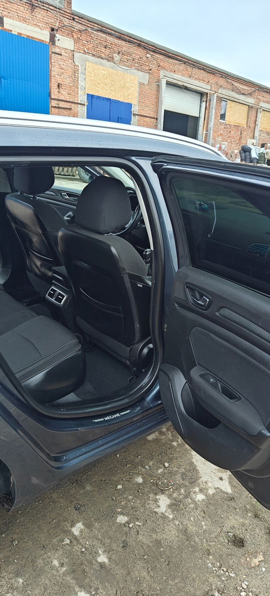 Renault Megane 4, 2017 года, (8)