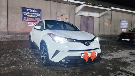 Toyota C-HR 2.0 CVT, 2018,