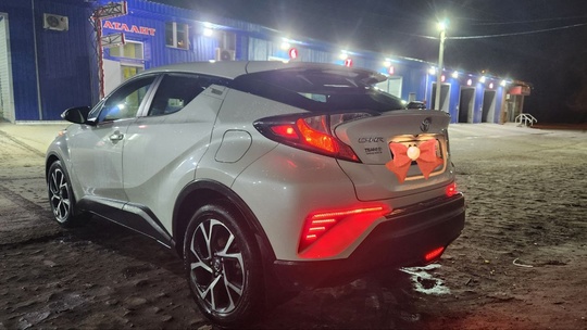 Toyota C-HR 2.0 CVT, 2018, (1)