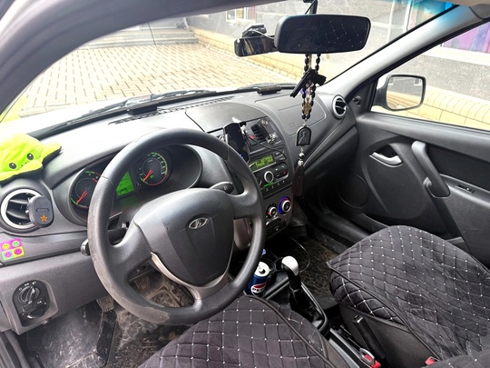 Продаю свою ласточку
LADA KALINA 1.6 (5)