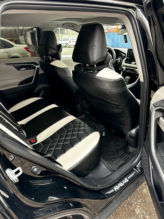 Продам авто
Toyota RAV 4 2021г.
Комплектация (2)