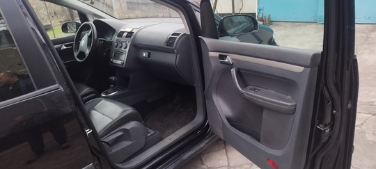 Продам VW тауран,2007 г,1.9 т (4)