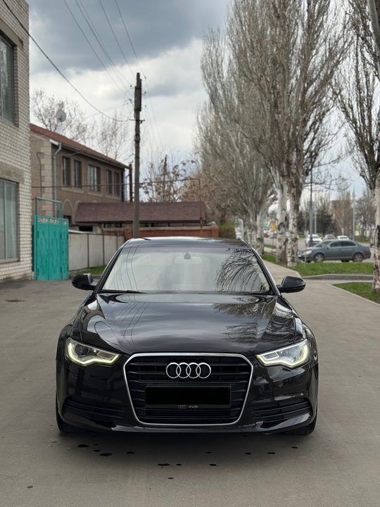 Audi A6 C7 2013 год
Автомобиль