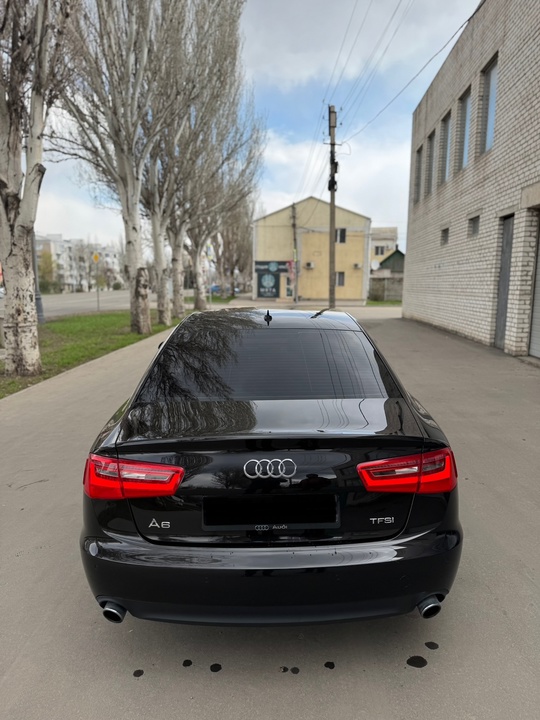 Audi A6 C7 2013 год
Автомобиль (3)