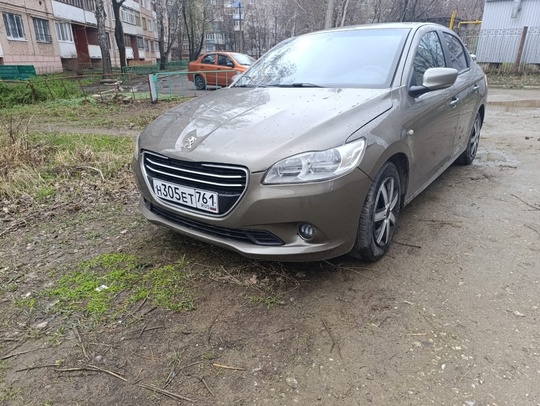 Продам Пежо 301 .2013 год (3)