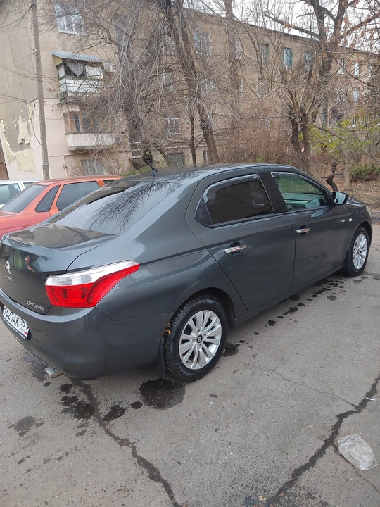 Продам Citroen c-elysee 2013г
Двигатель 1,6 (2)