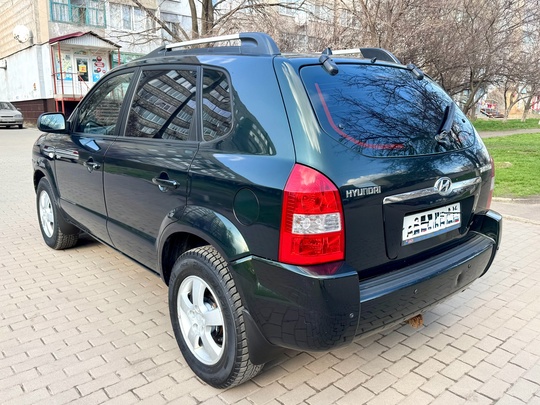 Продам Hyundai Tucson 2007 года (3)