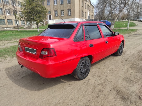 Продам daewoo nexia 2011 года (3)