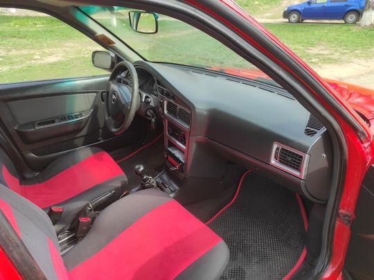 Продам daewoo nexia 2011 года (9)