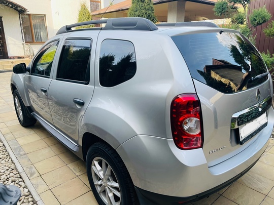 Renault Duster 2012 год, объём (3)