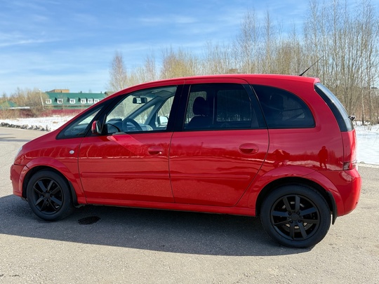 В продаже автомобиль Opel MERIVA (5)