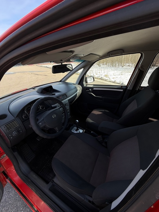 В продаже автомобиль Opel MERIVA (8)