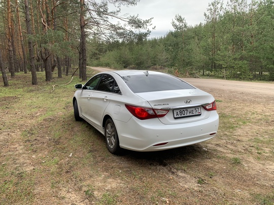 Hyundai Sonata 2013 год
2.4 на (3)