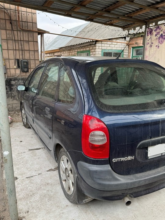 Продам Citroen Xsara Picasso 2001 (2)