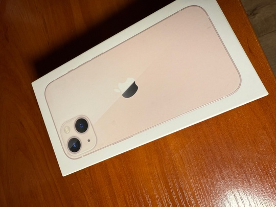 ПРОДАМ IPHONE 13 на 128