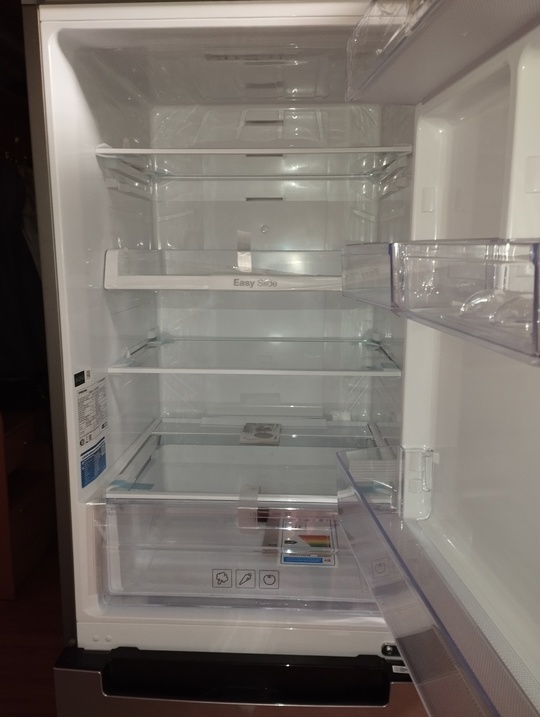 Продам новый холодильник, в использовании (3)