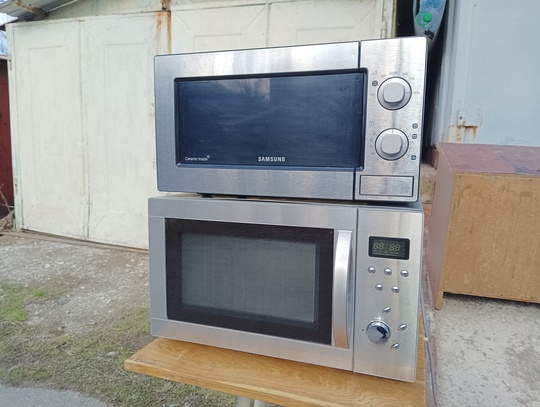 Продам микроволновки Samsung. В отличном (2)